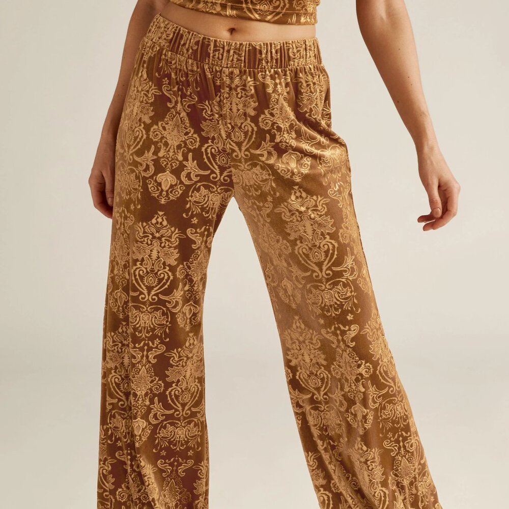 Beyond Yoga Best Dressed Pant in Deep Bronze